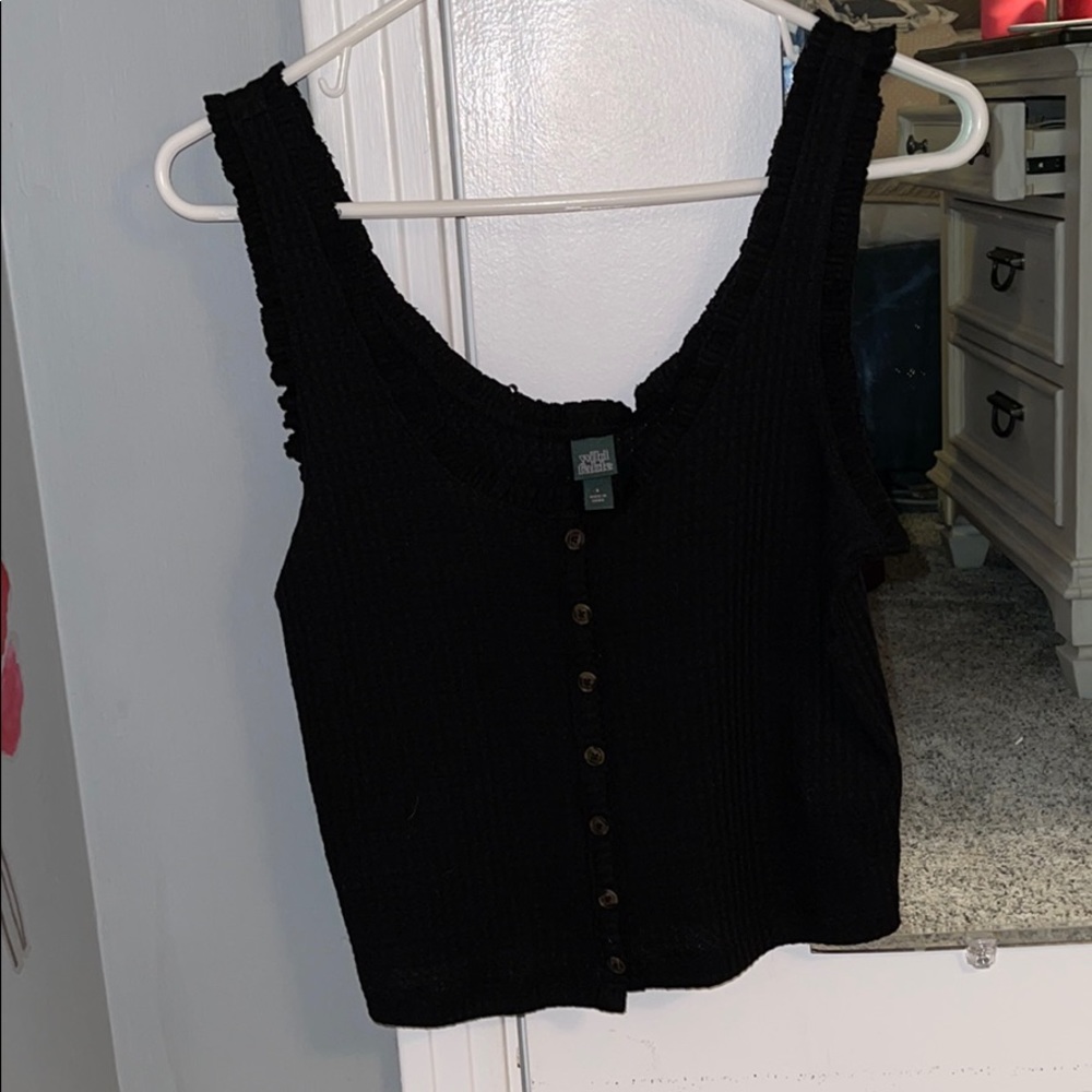 black ruffle tank top